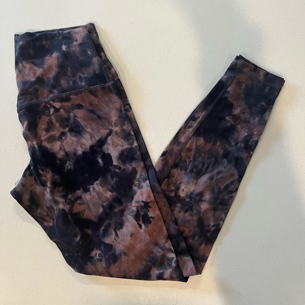 Lulu lemon yoga pants